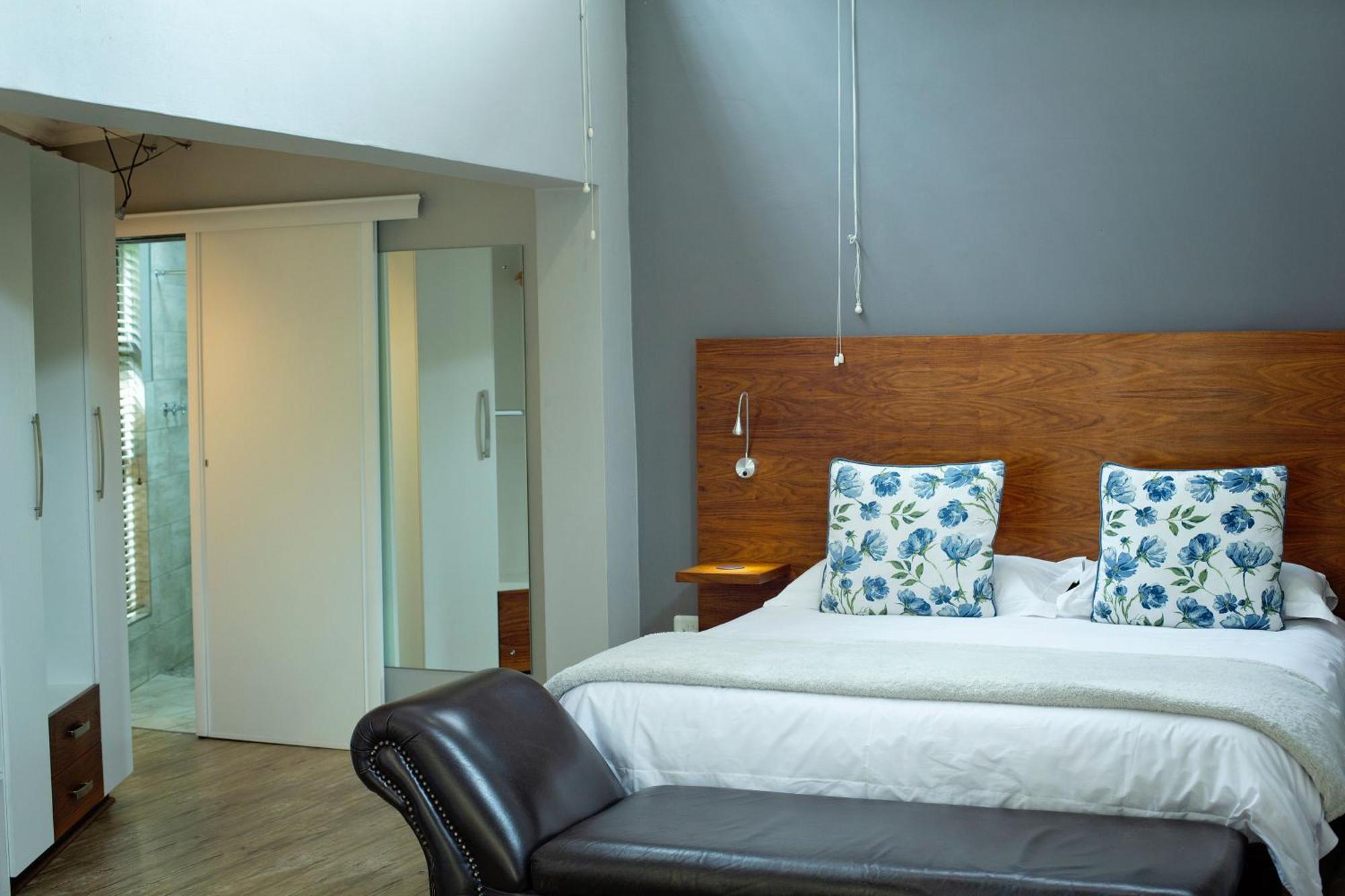 Crisp Guest Rooms Bloemfontein Extérieur photo