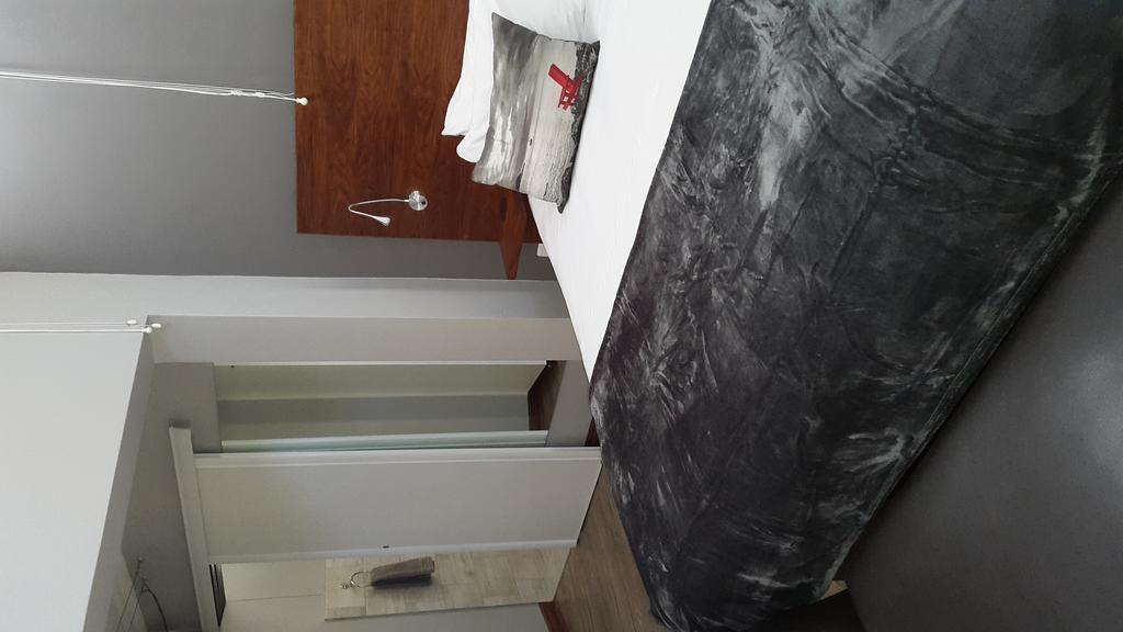 Crisp Guest Rooms Bloemfontein Extérieur photo